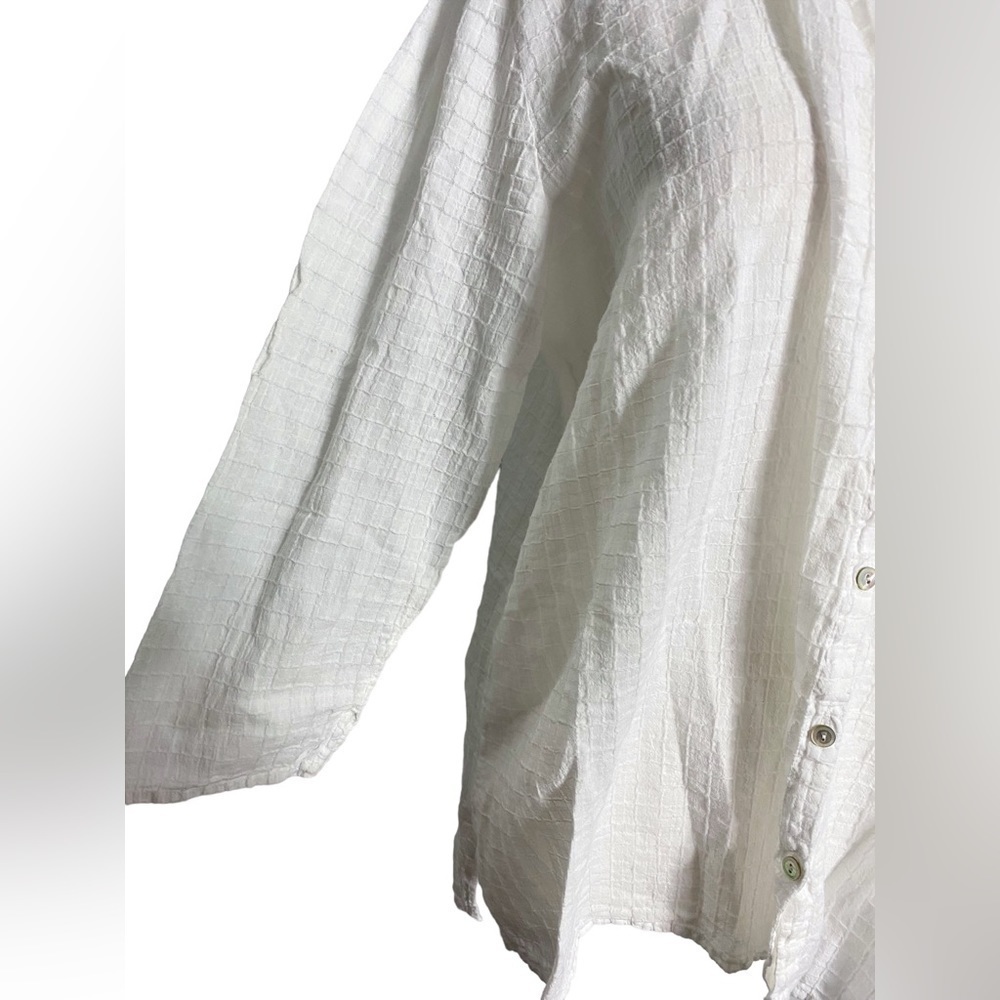 Eileen Fisher Women’s Size Small White Cotton Button Front V-Neck Tunic Blouse - Picture 4 of 10